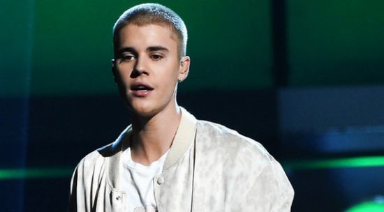 Justin Bieber confirma shows no Brasil em 2017